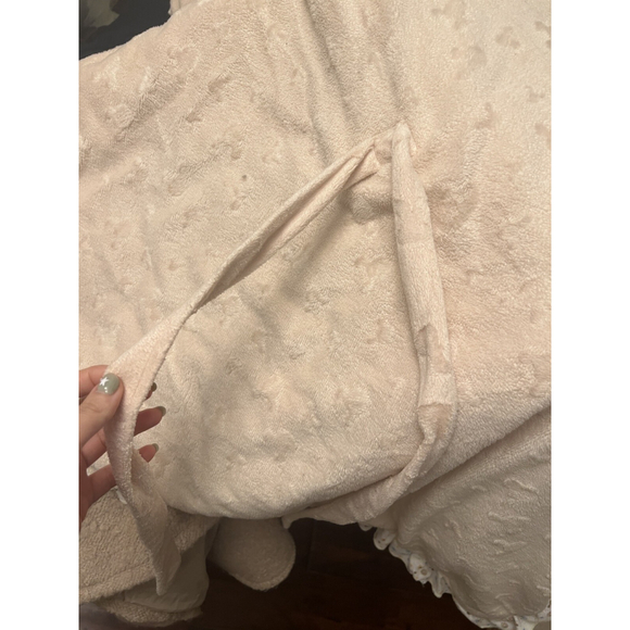 Baby Blanket Mickey Head Print With Hat And Tie - Warm-Cream Color- Used - Picture 8 of 8